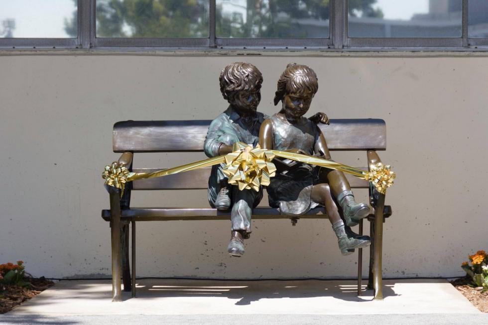 Photo of Bench gifted by CAFVI to Cal State LA